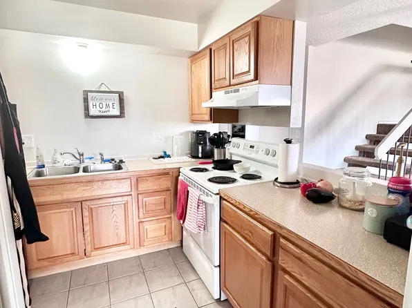 1600 Banyan Dr APT 2, Fort Collins, CO 80526