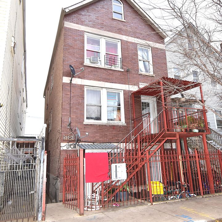 1st image of 4431 S Marshfield Ave