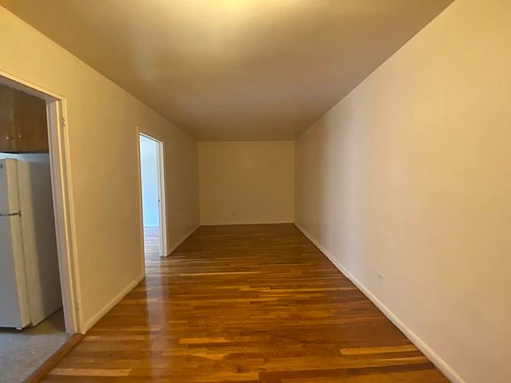 5th image of 150 E 18th St #K