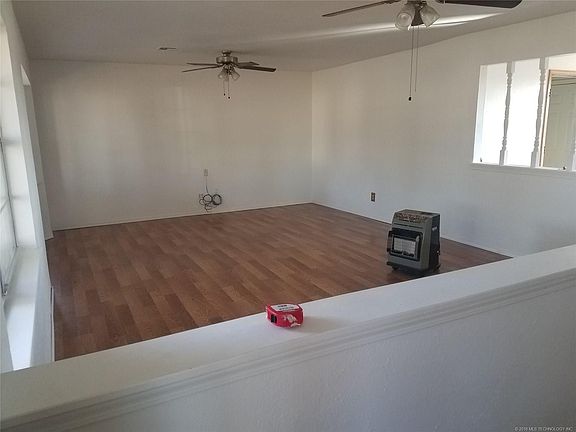 3rd image of 807 W Blair Ave