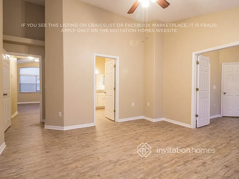 14100 Yellow Wood Cir — Photo 10