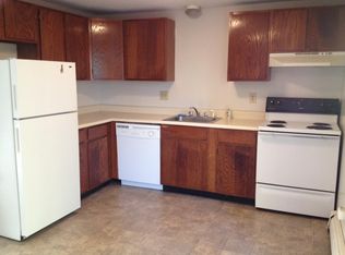 7 Baker St APT 2, Dover, NH 03820