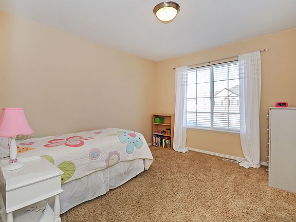 Main Floor Bedroom #2
