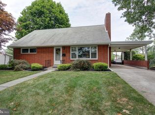 4606 Coventry Rd, Harrisburg, PA 17109