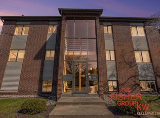 3344 Devonwood Hills Dr NE #A, Grand Rapids, MI 49525