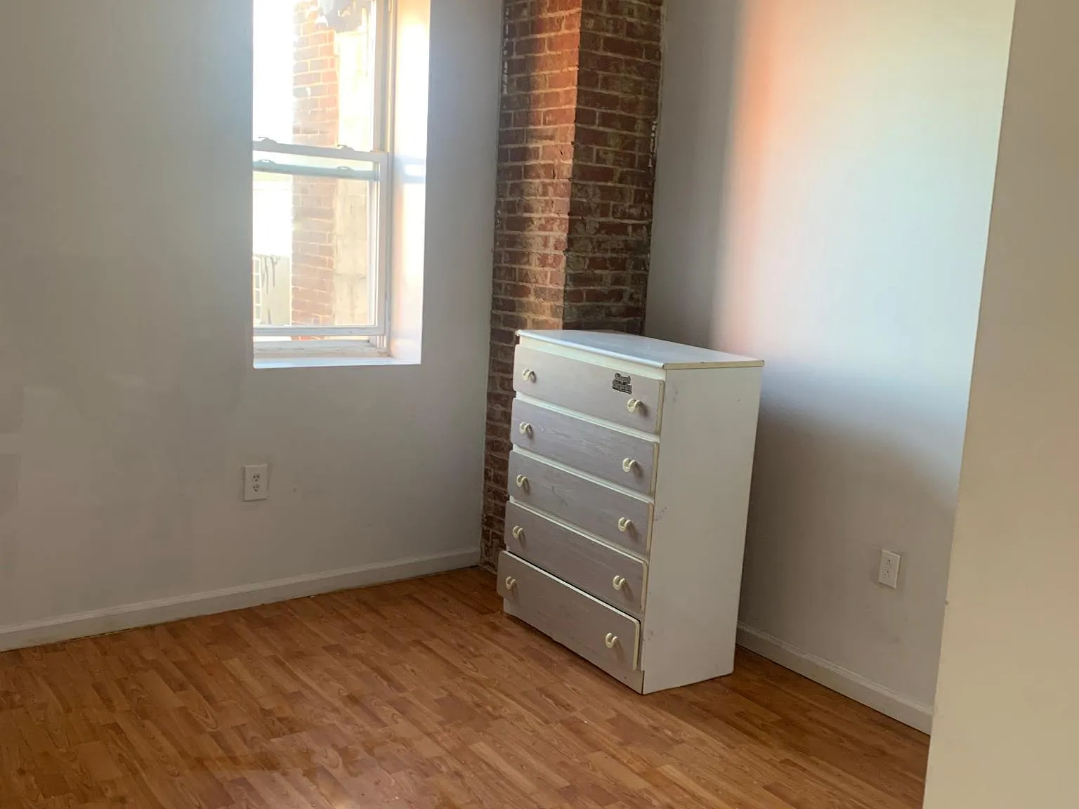 2 bed, 750 sqft, $1,100 — Photo 3