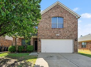 10800 Emerald Park Ln, Haslet, TX 76052