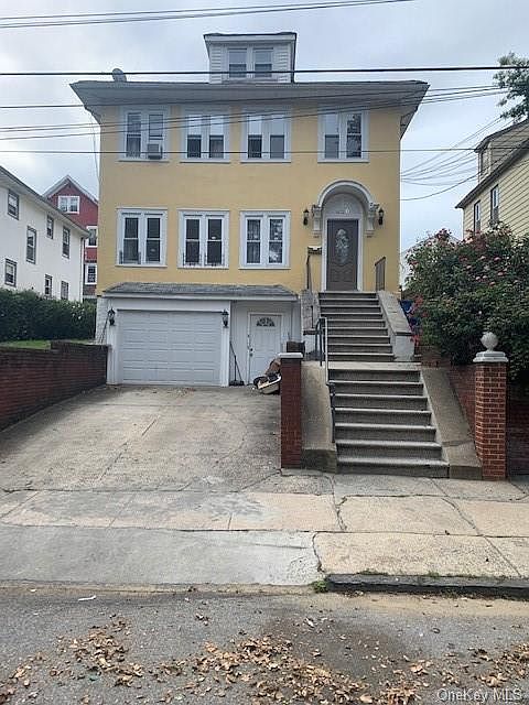 1st image of 420 Warwick Ave #1