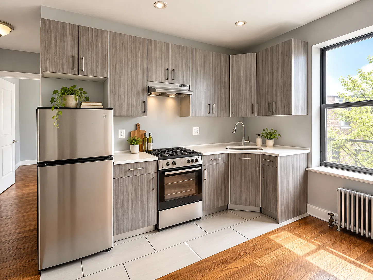 1060 Hancock Street — Photo 2