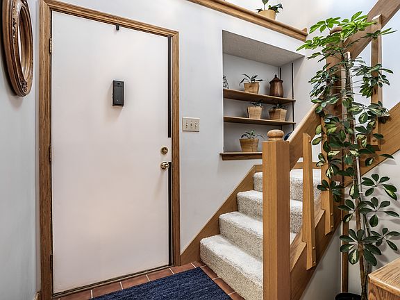 5th image of 9625 Cedar Cove Ln