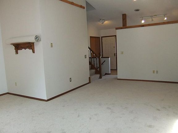3rd image of 5279 Creekside Blvd #2