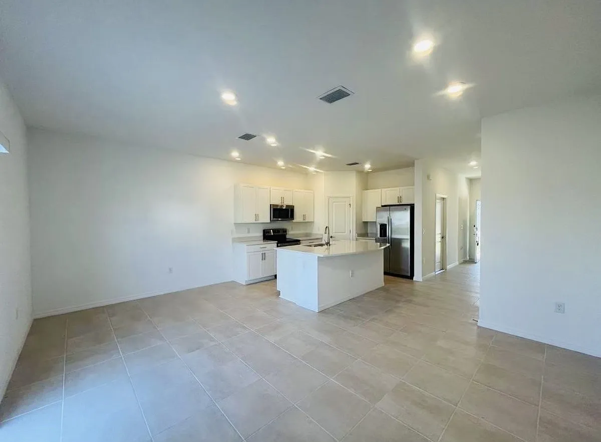 Building Photo - 5682 Archipelago St #5682