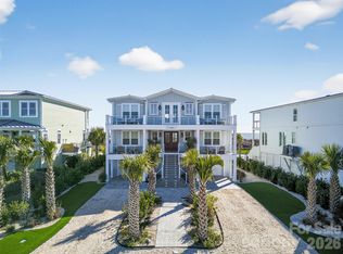 1842 E Main St, Sunset Beach, NC 28468