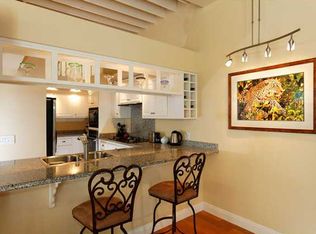 549 Bonair Pl, La Jolla, CA 92037
