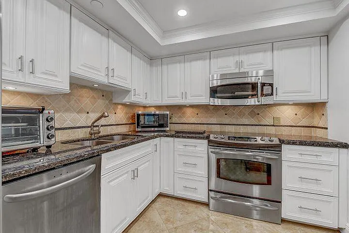 4201 N Ocean Blvd #C1608 — Photo 8