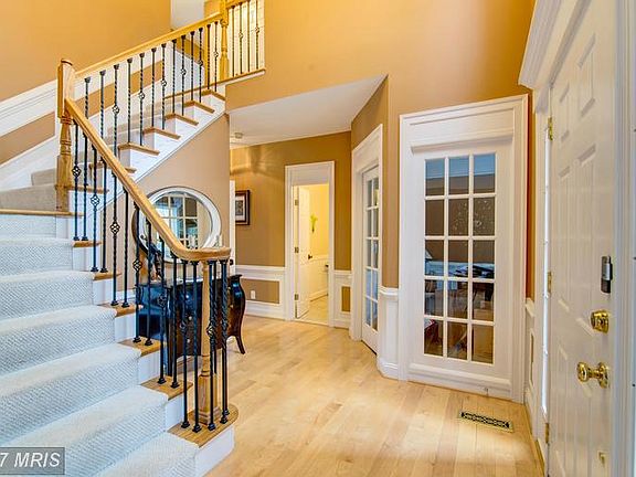 3rd image of 11739 Saddle Crescent Cir