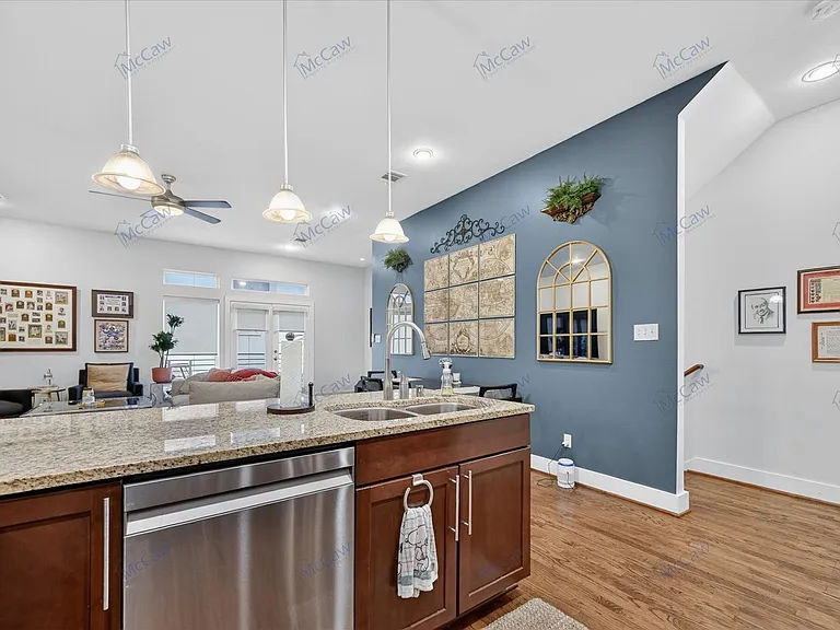 5618 Lindell Ave #6 — Photo 8