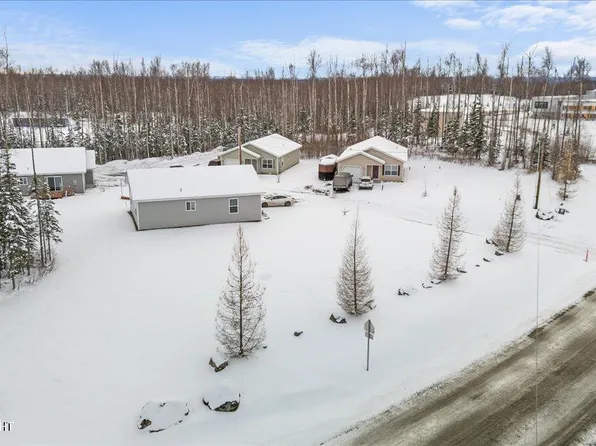 9880 W Redington Dr, Wasilla, AK 99623