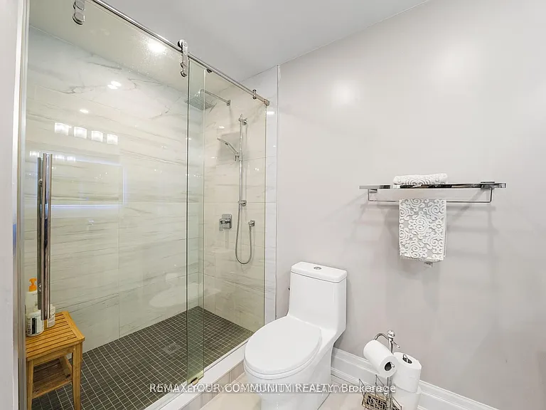 37 Copperstone Cres — Photo 19