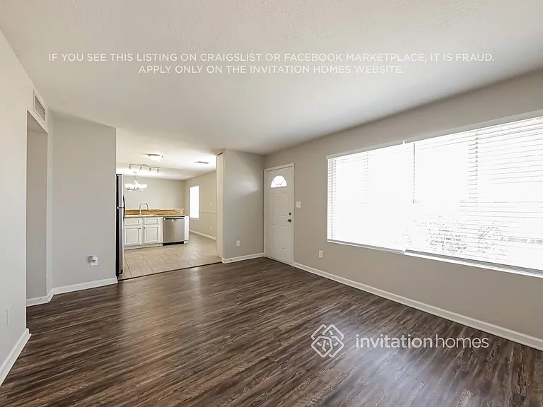 601 W Oraibi Dr — Photo 9