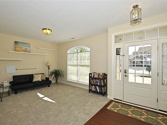 5th image of 952 Morley Ln