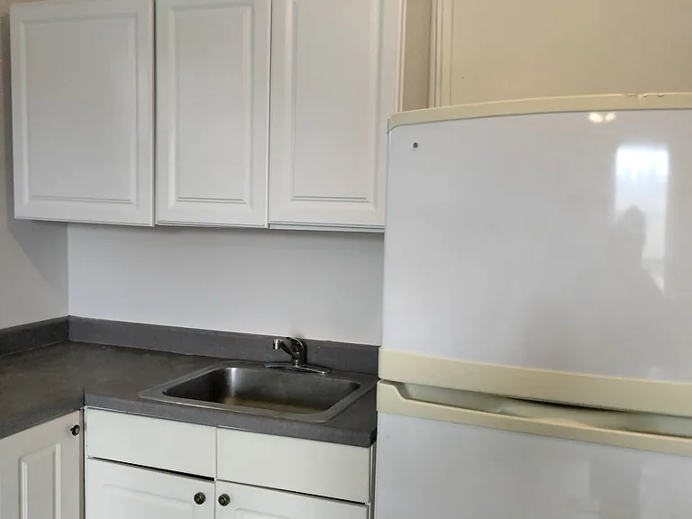35 Lincoln St #2 — Photo 2