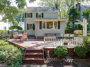 407 Locust Dr, Catonsville, MD 21228