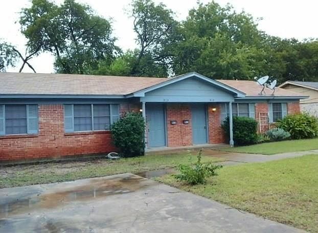 1st image of 913 Cody Ct
