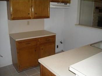 5th image of 4526 Woodbend Dr