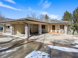 8 Bentley Ln, Bella Vista, AR 72715