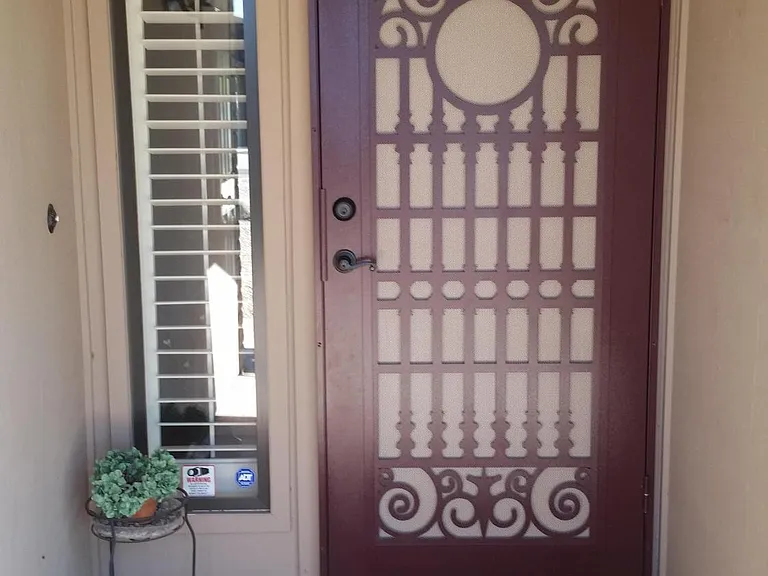 2614 E Sahuaro Dr — Photo 5