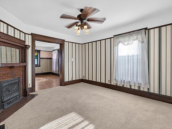 5th image of 501 W Rollin St