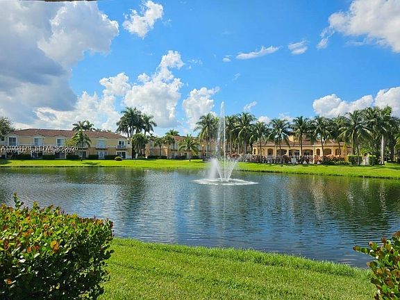 2nd image of 3076 SW 129th Ave #152