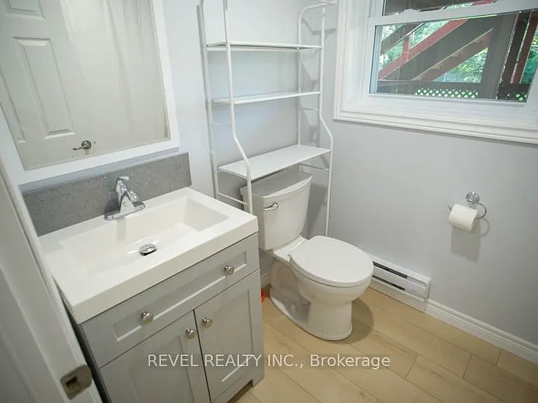 415 Chatham St #3 — Photo 12