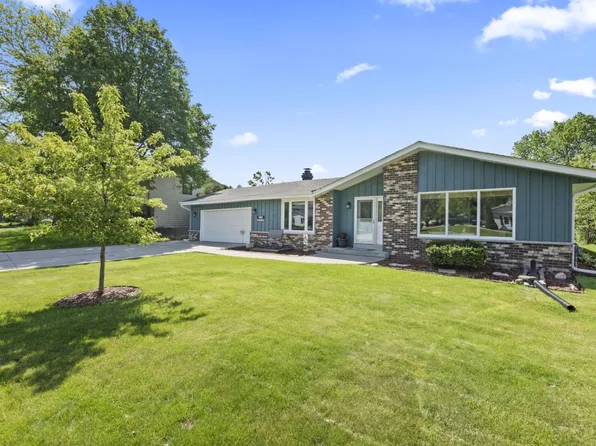 N101W16063 Santa Fe DRIVE, Germantown, WI 53022