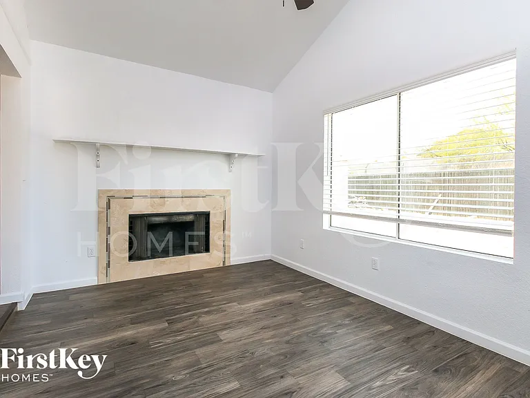 9991 E Victoria Ln — Photo 7
