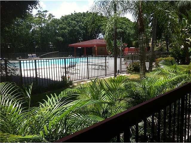 1st image of 737 SE 1st Way APT 102