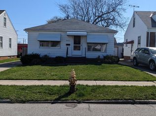 5223 W 46th St, Parma, OH 44134