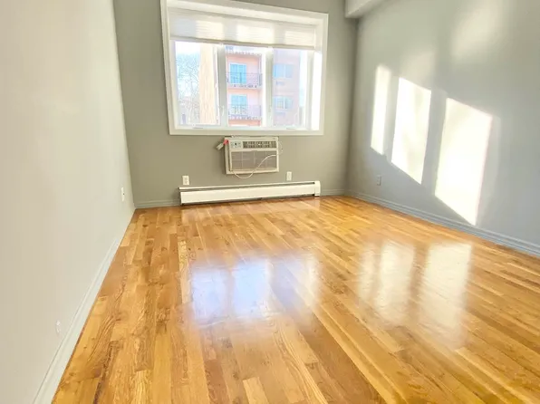 1384 East 19th Street image 9 of 17