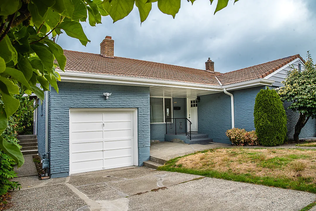 6 bed, 2900 sqft, $4,800 — Photo 3