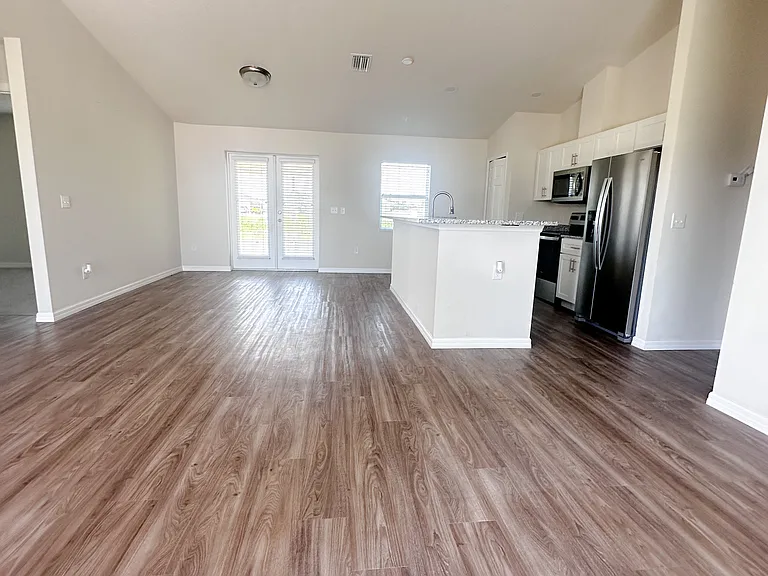 4276 E Ravenna St — Photo 6