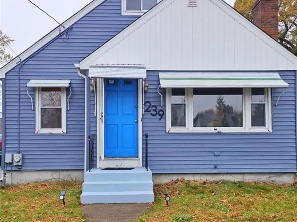 239 Doric Ave, Cranston, RI 02910