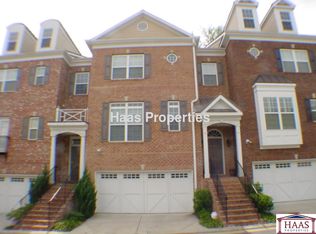 12894 Deer Park Ln, Milton, GA 30004