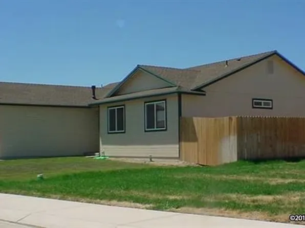 222 Endeavor Ln, Fernley, NV 89408