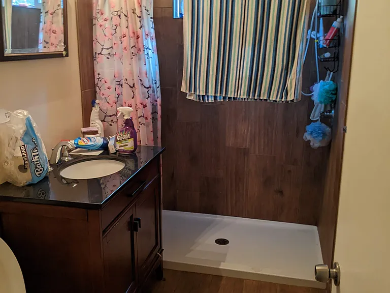 2419 Hobbit Ln — Photo 7
