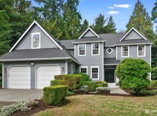 13235 Millstone Pl NE, Bainbridge Island, WA 98110