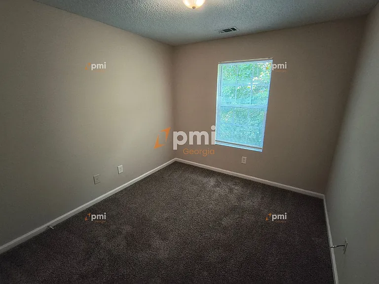 163 Chastain Way — Photo 8