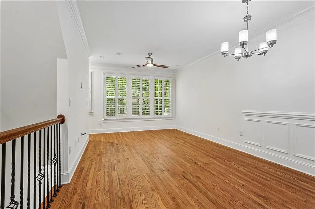 1 bed, 3.0 bath, 1275 sqft, $3,000 — Photo 2