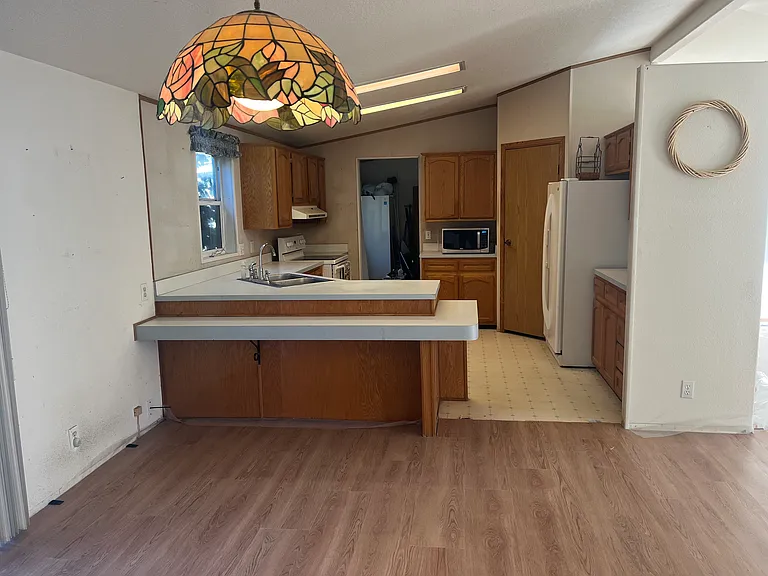 Azalea Dr — Photo 1