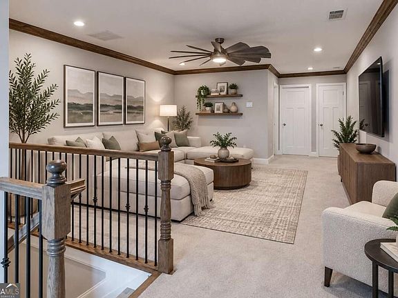5th image of 464 Michigan Cir